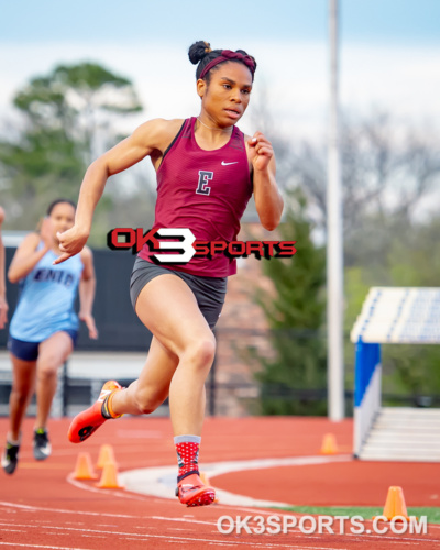 track and field, edmond memorial, edmond north, enid, stillwater, 200 meters, 400 meters, 4x200 relay, 4x400 relay, edmond sante fe, jenks high school, edmond memorial high school, booker t washington, skiatook high school, stillwater high school, ponca city high school, okmulgee high school, pcw, putnam city west, Dakari charlton, avery mazzei, hudson mazzei, addie o'connor, dawson crawley, grace gaffney, gentry williams, raymond brass, alysheia joseph, leondre woods, will phillips, 2019 Pioneer Relays, OK