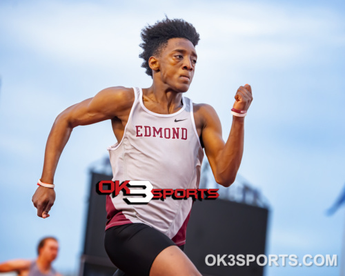 track and field, edmond memorial, edmond north, enid, stillwater, 200 meters, 400 meters, 4x200 relay, 4x400 relay, edmond sante fe, jenks high school, edmond memorial high school, booker t washington, skiatook high school, stillwater high school, ponca city high school, okmulgee high school, pcw, putnam city west, Dakari charlton, avery mazzei, hudson mazzei, addie o'connor, dawson crawley, grace gaffney, gentry williams, raymond brass, alysheia joseph, leondre woods, will phillips, 2019 Pioneer Relays, OK