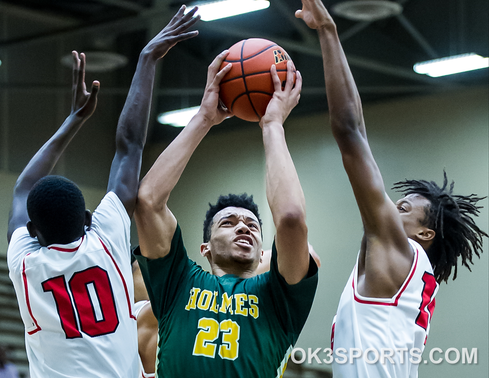 BOYS BASKETBALL: Wagner 68, Holmes 45: Thunderbirds soar past the Huskies in the 6A Bi-District playoff