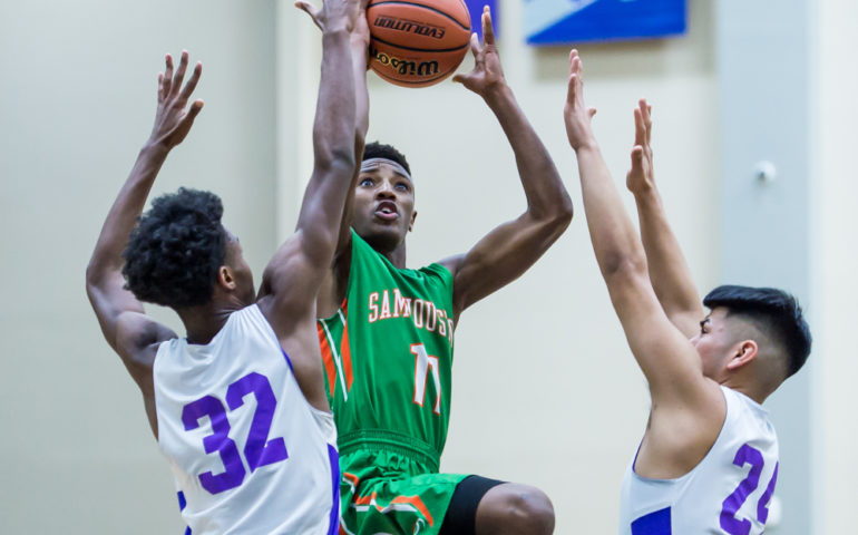 san antonio, Alamo Convocation Center, sports, basketball, high school, Sam Houston high school, Sam Houston, Sam Houston Hurricanes, Brackenridge, Brackenridge Eagles, Brackenridge High School Basketball, Tyshaun huey, donyae suarez, robert martinez, joshua gaujardo, marc, de la cruz, marquise carter, garland coleman