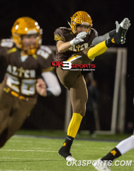 Ok3sports, football, high school football, Ohio football, connor bazelak, peter riazzi, archishop alters, alters football, alter knights football, regional semifinals, region 12, division III, barnitz stadium, middletown ohio, babin rams