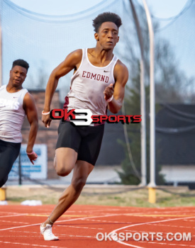 track and field, edmond memorial, edmond north, enid, stillwater, 200 meters, 400 meters, 4x200 relay, 4x400 relay, edmond sante fe, jenks high school, edmond memorial high school, booker t washington, skiatook high school, stillwater high school, ponca city high school, okmulgee high school, pcw, putnam city west, Dakari charlton, avery mazzei, hudson mazzei, addie o'connor, dawson crawley, grace gaffney, gentry williams, raymond brass, alysheia joseph, leondre woods, will phillips, 2019 Pioneer Relays, OK