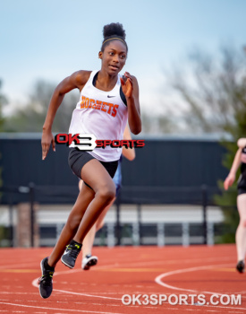 track and field, edmond memorial, edmond north, enid, stillwater, 200 meters, 400 meters, 4x200 relay, 4x400 relay, edmond sante fe, jenks high school, edmond memorial high school, booker t washington, skiatook high school, stillwater high school, ponca city high school, okmulgee high school, pcw, putnam city west, Dakari charlton, avery mazzei, hudson mazzei, addie o'connor, dawson crawley, grace gaffney, gentry williams, raymond brass, alysheia joseph, leondre woods, will phillips, 2019 Pioneer Relays, OK