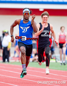 #ok3sports, Calvin Hatcher, Darian Black, Deandre Jolly, High school track and field Ohio, Javan Poole, OHSAA, OHSAA Southwest District Division Two, aaron dobbins, dom wilcox, dunbar wolverines, dunbar wolverines track and field, greg packnett, high, isaiah walker, jasean hart, jonah dill, joseph scales, jumping, long jump, mykal comminey, ok3sports, pique high school, ponitz, ponitz high school, rodney rappley, running, sadik mahamat, school, sports, sports photography, sprinting, waynesville, zamir youngblood