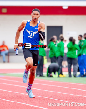 #ok3sports, Calvin Hatcher, Darian Black, Deandre Jolly, High school track and field Ohio, Javan Poole, OHSAA, OHSAA Southwest District Division Two, aaron dobbins, dom wilcox, dunbar wolverines, dunbar wolverines track and field, greg packnett, high, isaiah walker, jasean hart, jonah dill, joseph scales, jumping, long jump, mykal comminey, ok3sports, pique high school, ponitz, ponitz high school, rodney rappley, running, sadik mahamat, school, sports, sports photography, sprinting, waynesville, zamir youngblood