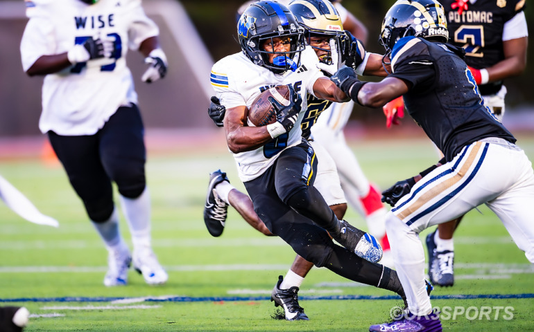 OXON HILL, MARYLAND – OCTOBER 18: Kameron Parker of Wise High School runs the ball against Potomac High during a high school football game Friday night. Wise earned a 35 to 0 victory behind Parker’s 102 rushing yards and three touchdowns. (Photo by Olen Kelley/OK3Sports)