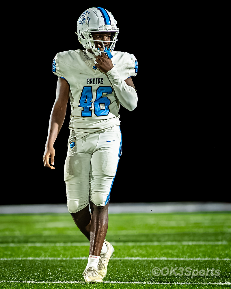 Edric Cooper, South Florence Bruins linebacker, in varsity football action against Gray Collegiate Academy